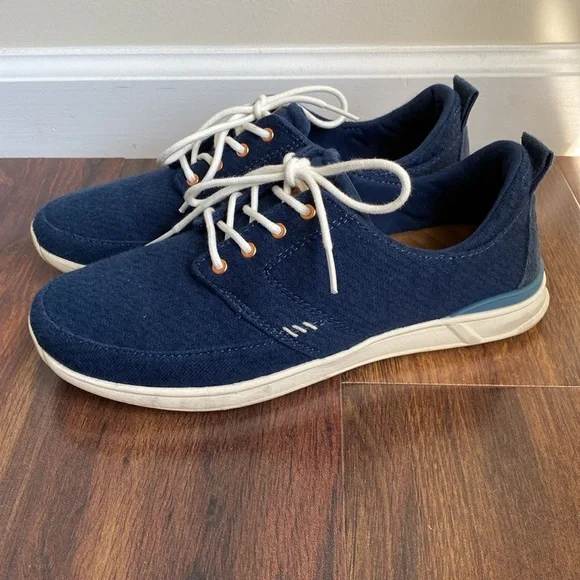 Reef Rover Low TX Shoes - Picture 2 of 8